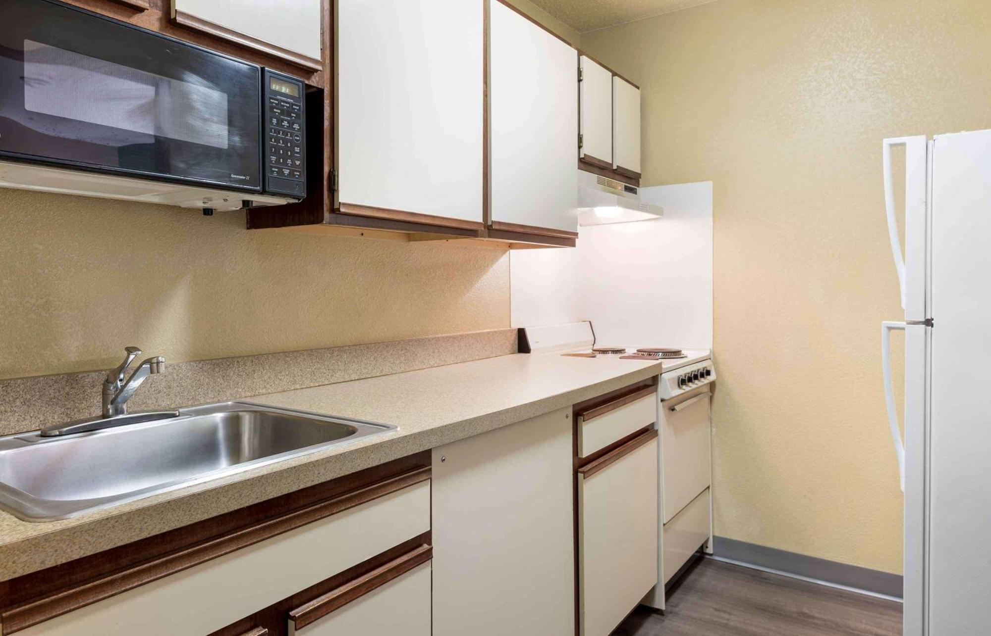 Extended Stay America Suites - Wichita - East Eksteriør billede