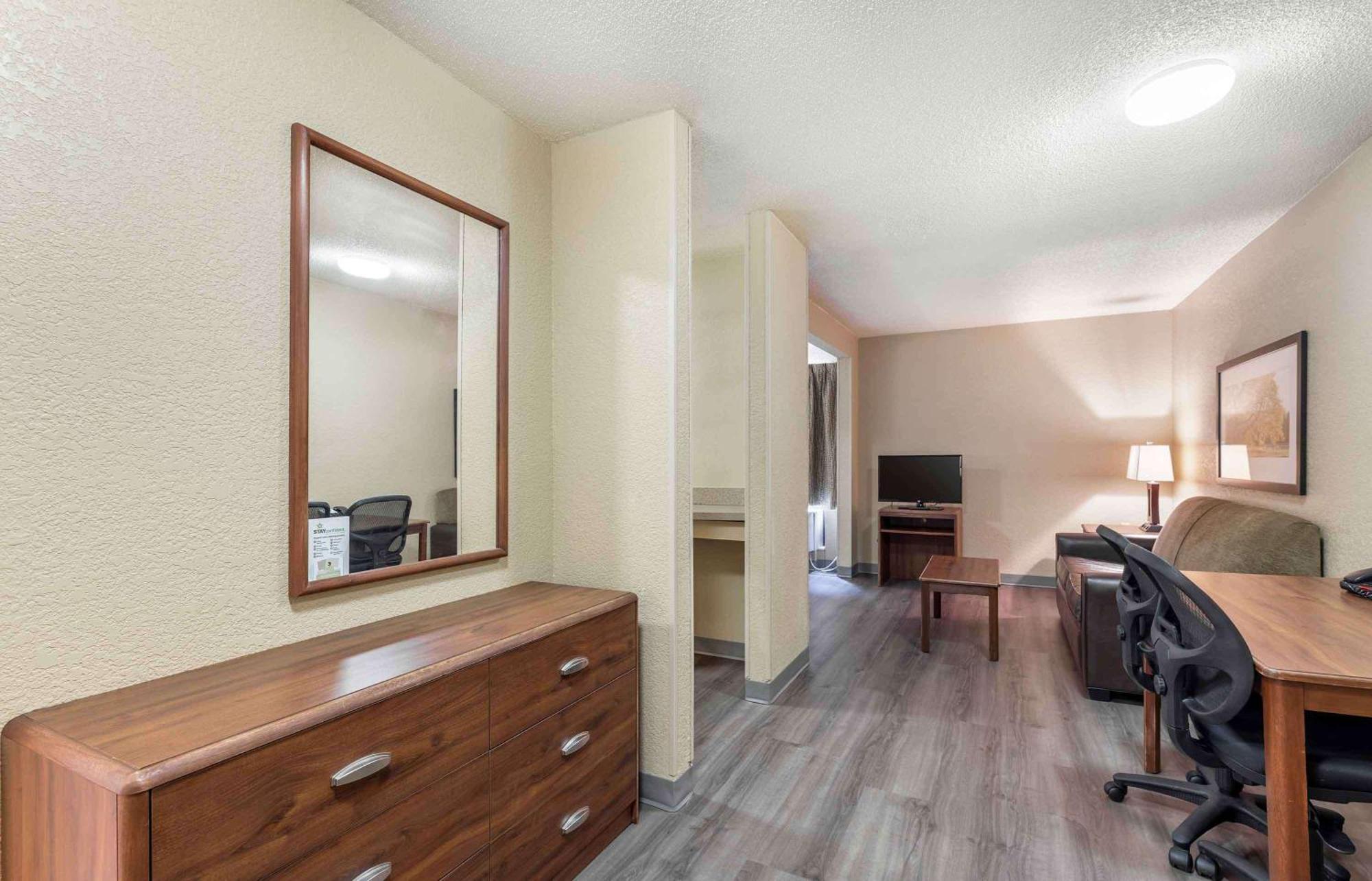 Extended Stay America Suites - Wichita - East Eksteriør billede