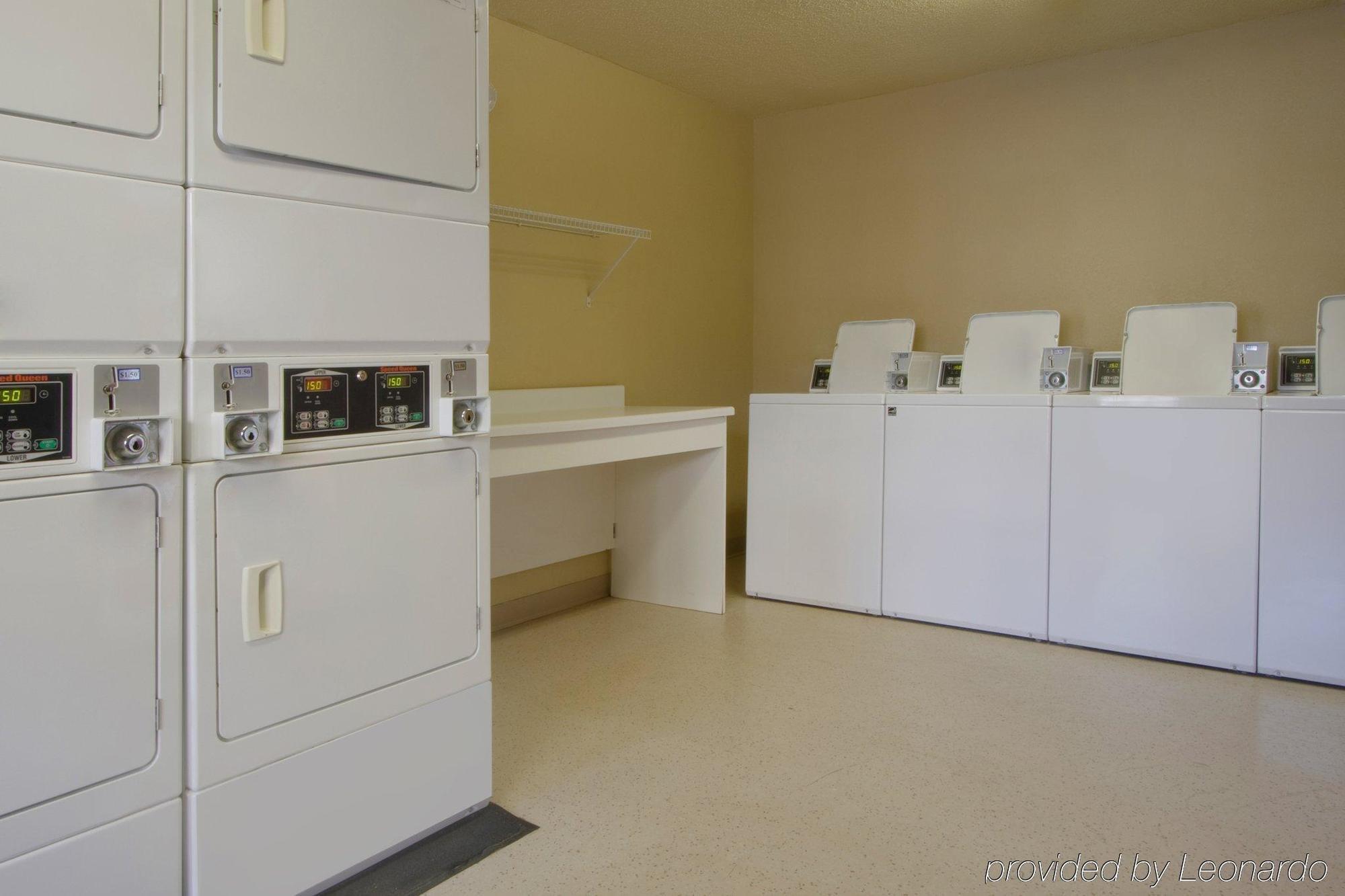 Extended Stay America Suites - Wichita - East Eksteriør billede