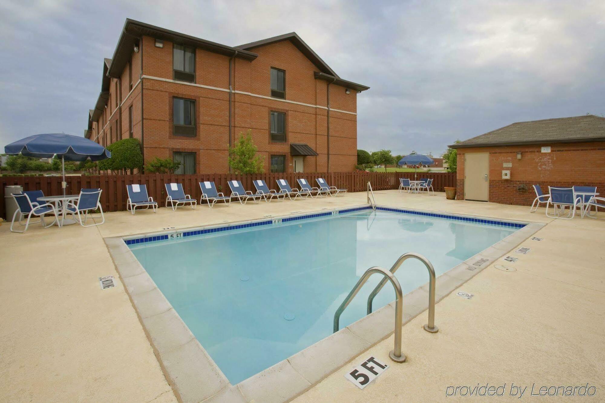 Extended Stay America Suites - Wichita - East Eksteriør billede